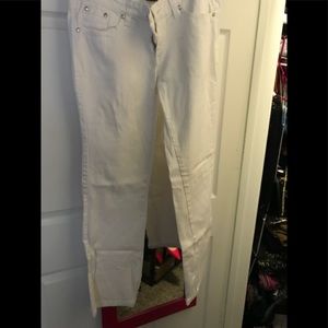 Basic white jeans
